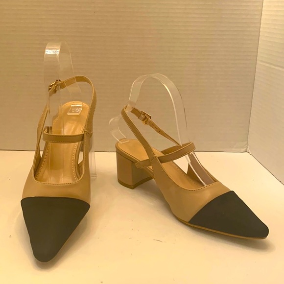 SHEIN Shoes - Shein Tan and Black Cap Toe Chunky Heel Slingback Pump - Size 6/36
